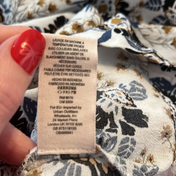 Free People Magic Mystery Floral Flare Sleeve Boho Tunic Top Size XS - Picture 12 of 13